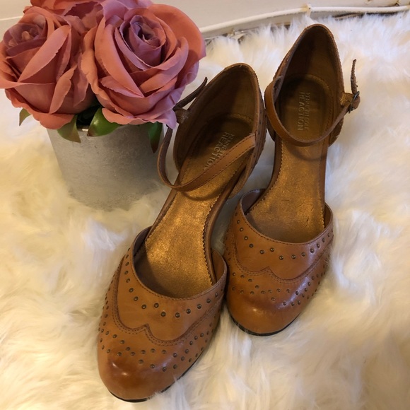 Camel leather heels - Picture 3 of 4